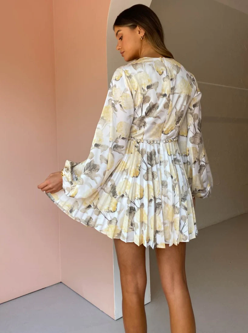 Style Me Dress Hire-ACLER low Res-10 f98535d3-95f9-4cad-a989-e3f2a43c3692 2000x