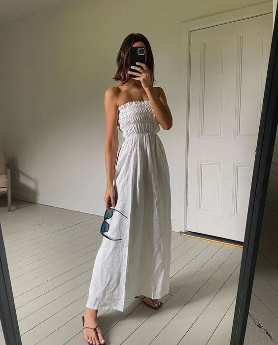 sir alena strapless maxi dress Significant Other Aryn In Cerulean, Size 8 Au Blue Satin Strapless Maxi DressHow to style Serena