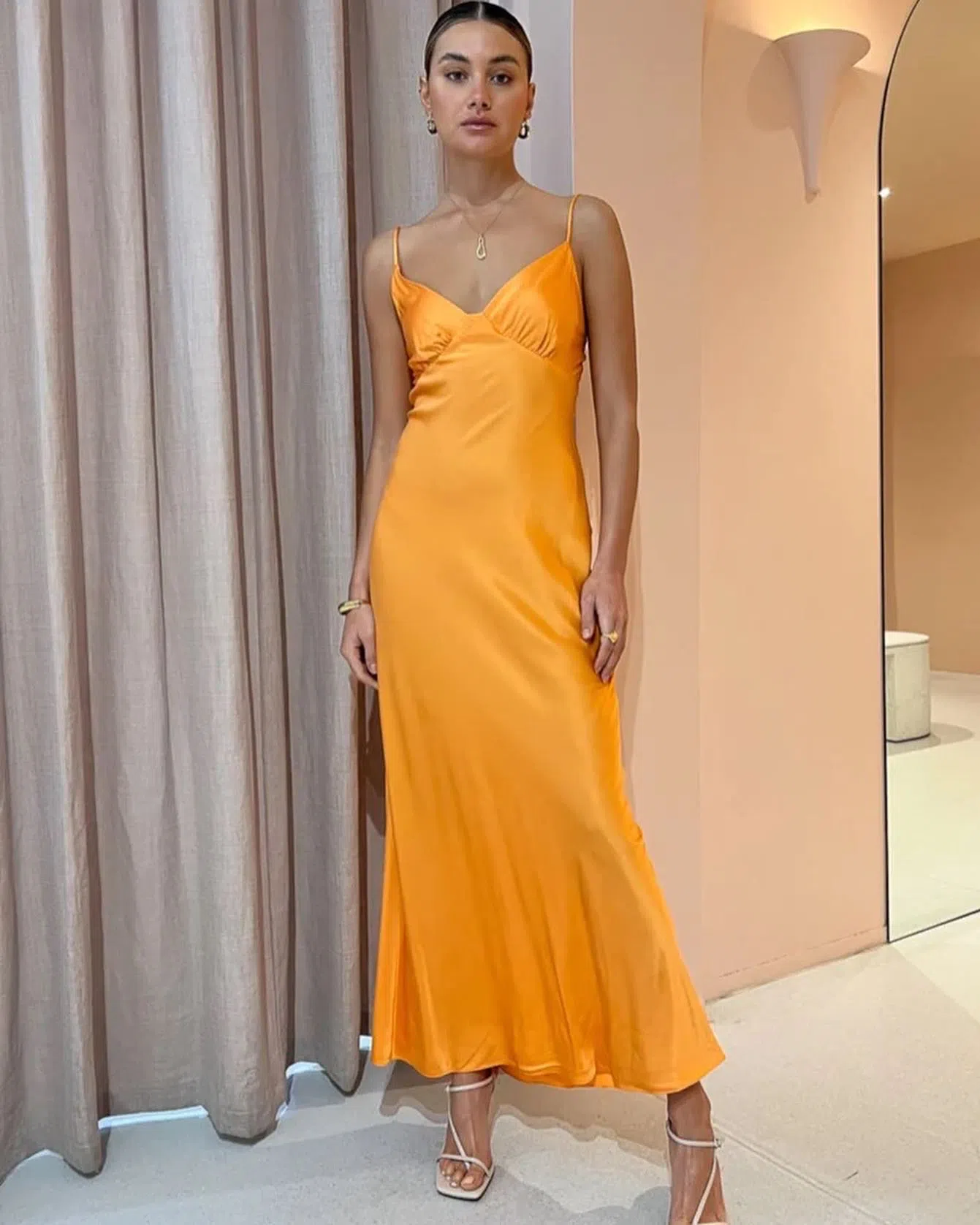 bec and bridge orange dress Bec + Bridge Amber V Maxi Dress in Nectarine – Rent a Dress