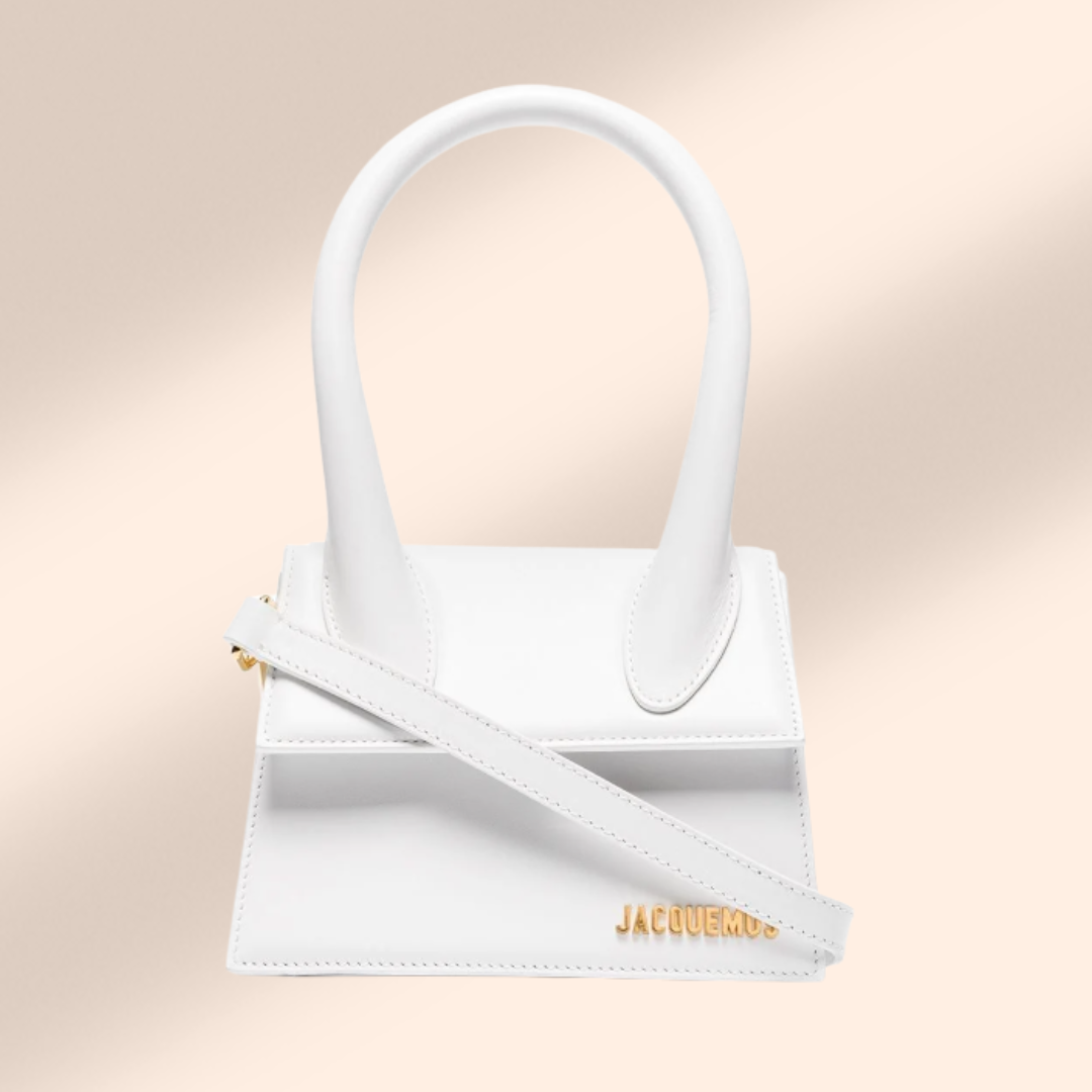 Jacquemus Le Chiquito Moyen Bag for hire. Designer bag for rent.
