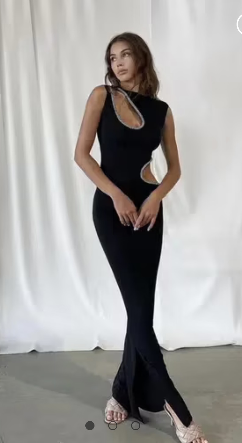 Ivona Skelo Vivia Dress for hire