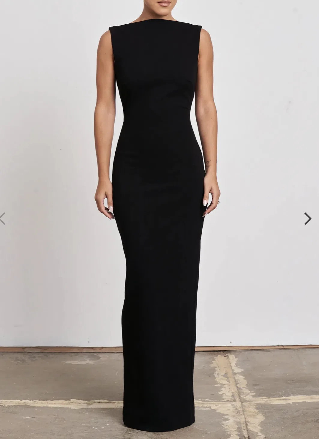 Effie Kats Verona Gown for hire.