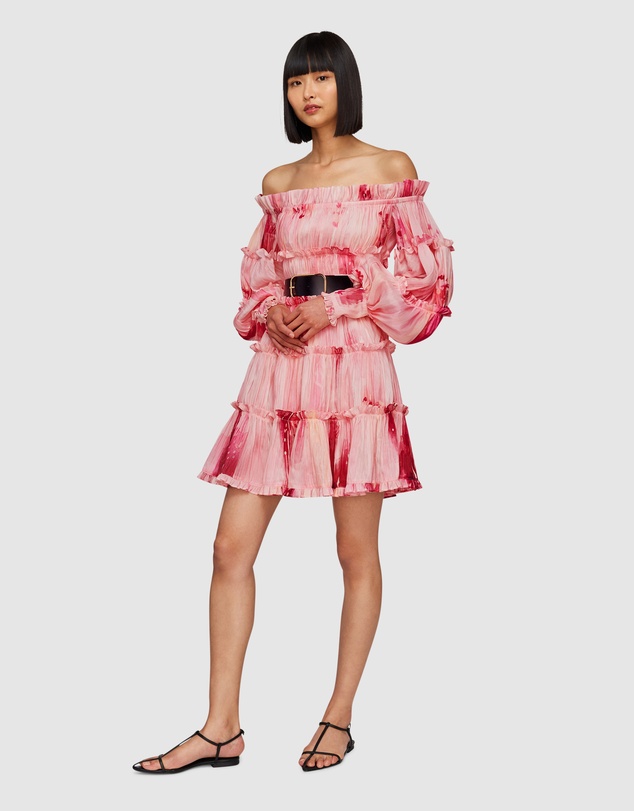 The Leila Off Shoulder Tiered Mini Dress in Flora Print from LEO LIN is a beautiful summer dress that is versatile and stunning. Premium silk linen mini dress Exclusive LEO LIN Flora Print Off the shoulder neckline with ruffle trim Long sleeves with button cuff Gathered ruffle trimmed tiers throughoutInvisible side zip closure Main bodice and skirt lining Matching belt included!