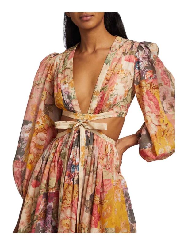 Zimmermann Pattie Patchwork Long Dress in a captivating print, Size 1 (AU 8-10), available for rent. This stunning dress combines a unique patchwork design with vibrant colors, creating a visually captivating ensemble. Ideal for special occasions or upscale events, this dress promises to make a fashion statement while ensuring a comfortable fit. Reserve it now for your upcoming event!