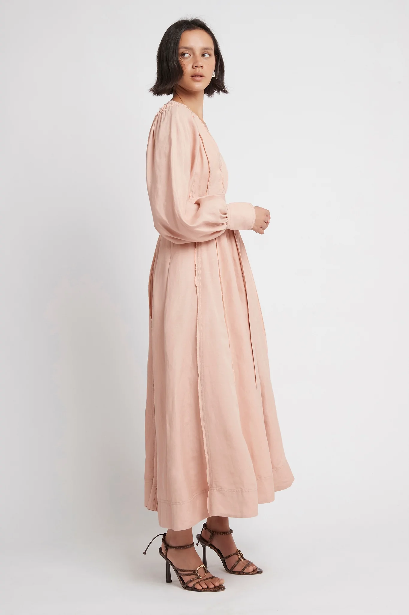817-22AW5356 AuroraBeltedMidiDress BLUSH fullshot.jpg