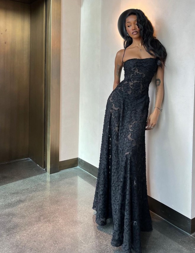 seren black floral lace back maxi dress House of CB SEREN FLORAL SHEER LACE BACK MAXI DRESS BLACK Size SMALL  Rent  a Dress