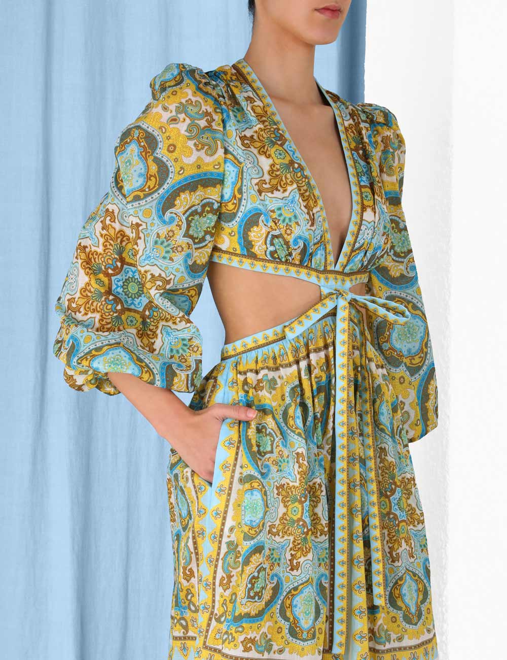 1195-5.7349dss235.bypa.blue-yellow-paisley