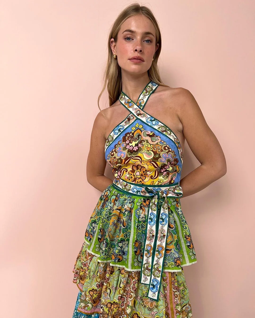 alemais dreamer halter tier dress Alémais – Rent a universal-geneve
