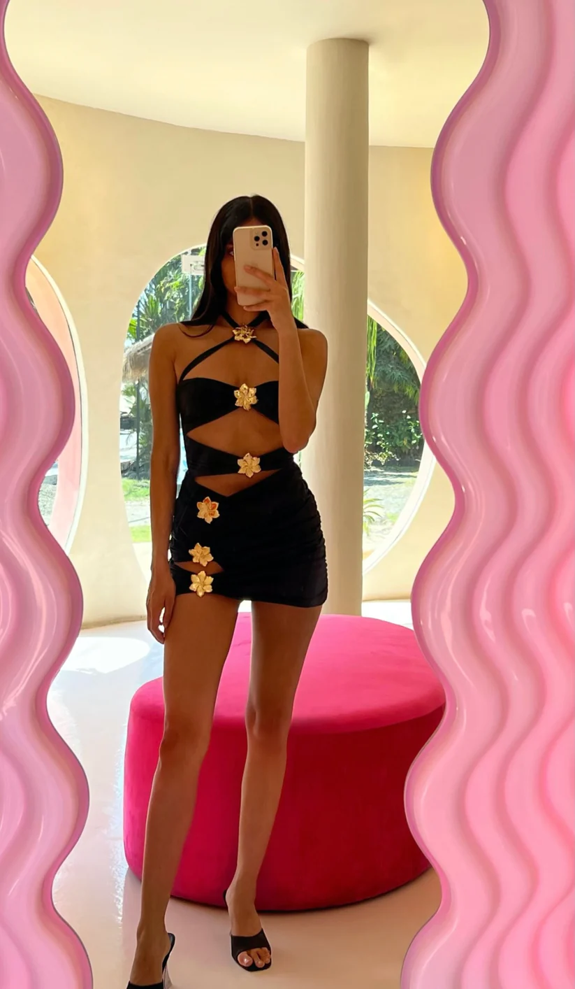Cin Cin Diamond Cut Out Set for hire