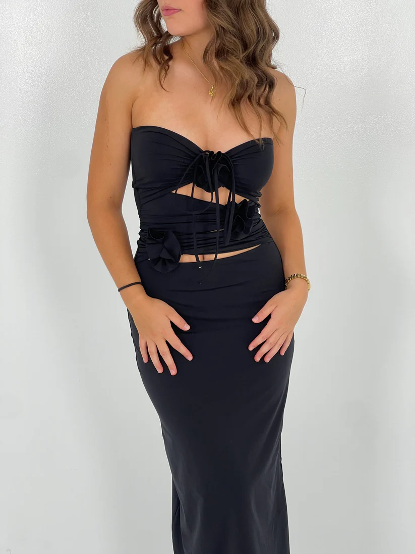 MAYGEL CORONEL BLACK VERANERA FOR HIRE