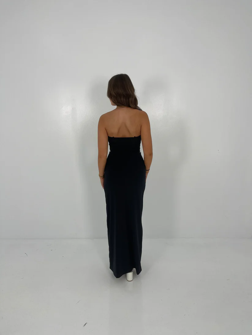 MAYGEL CORONEL BLACK VERANERA FOR HIRE