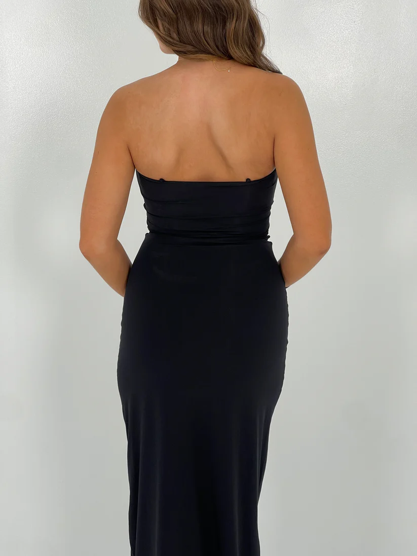 MAYGEL CORONEL BLACK VERANERA FOR HIRE