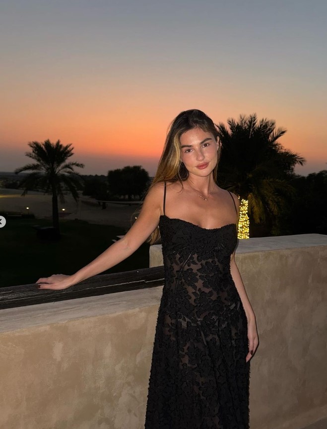 house of cb seren dress black FLORAL SHEER LACE BACK MAXI Size SMALL – Rent a Dress house of cb black midi dress