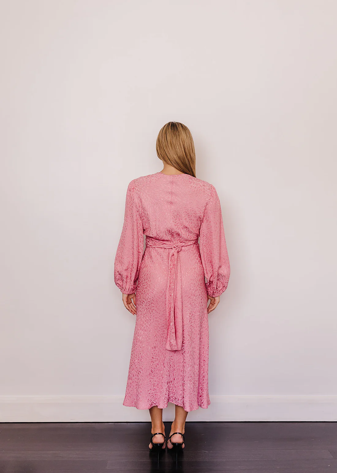 Details & Care Condition Returns Delivery Scanlan Theodore Pink French Textured Weave Designer Dress Hire