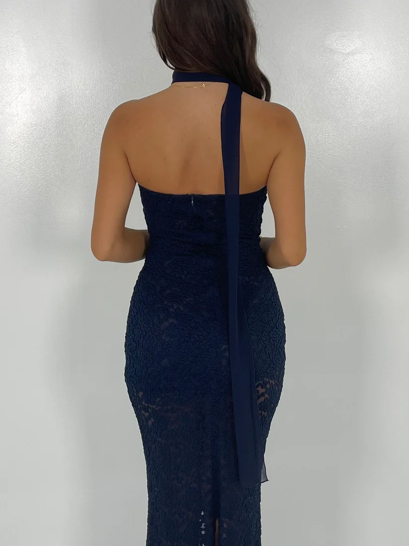 arcina ori navy lace dress MEREDITH DRESS ARCINA ORI in NAVY BLUE Main: Nylon lace Lining: Nylon mesh Scarf: Polyester georgette Centre back split Scarf included Size 8 $82 to rent More new arrivals have been loaded