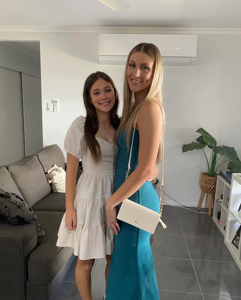 Hervé Léger Emerald Sara Gown for hire