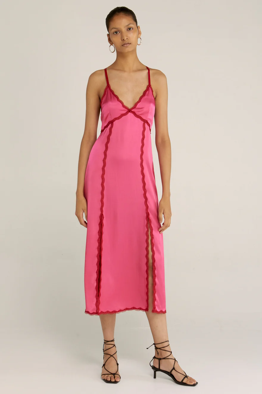 5879-edit 0002 ThirdForm 0062 Look1 880x