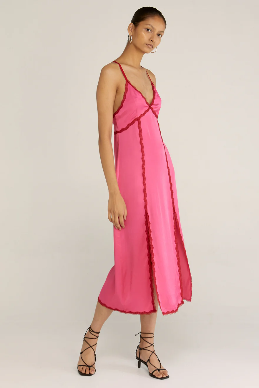 5879-edit 0004 ThirdForm 0063 Look1 880x