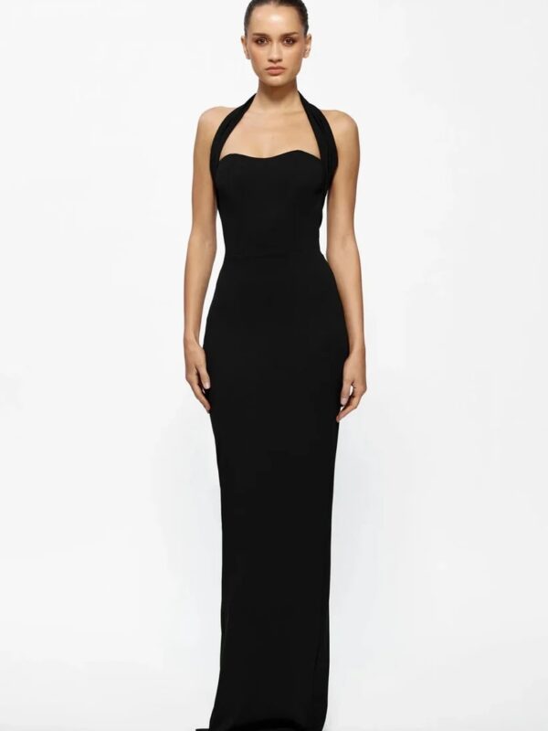 111-marian-gown-black-887620 1800x1800 47b62f02-96dd-4242-9060-c4172405449a