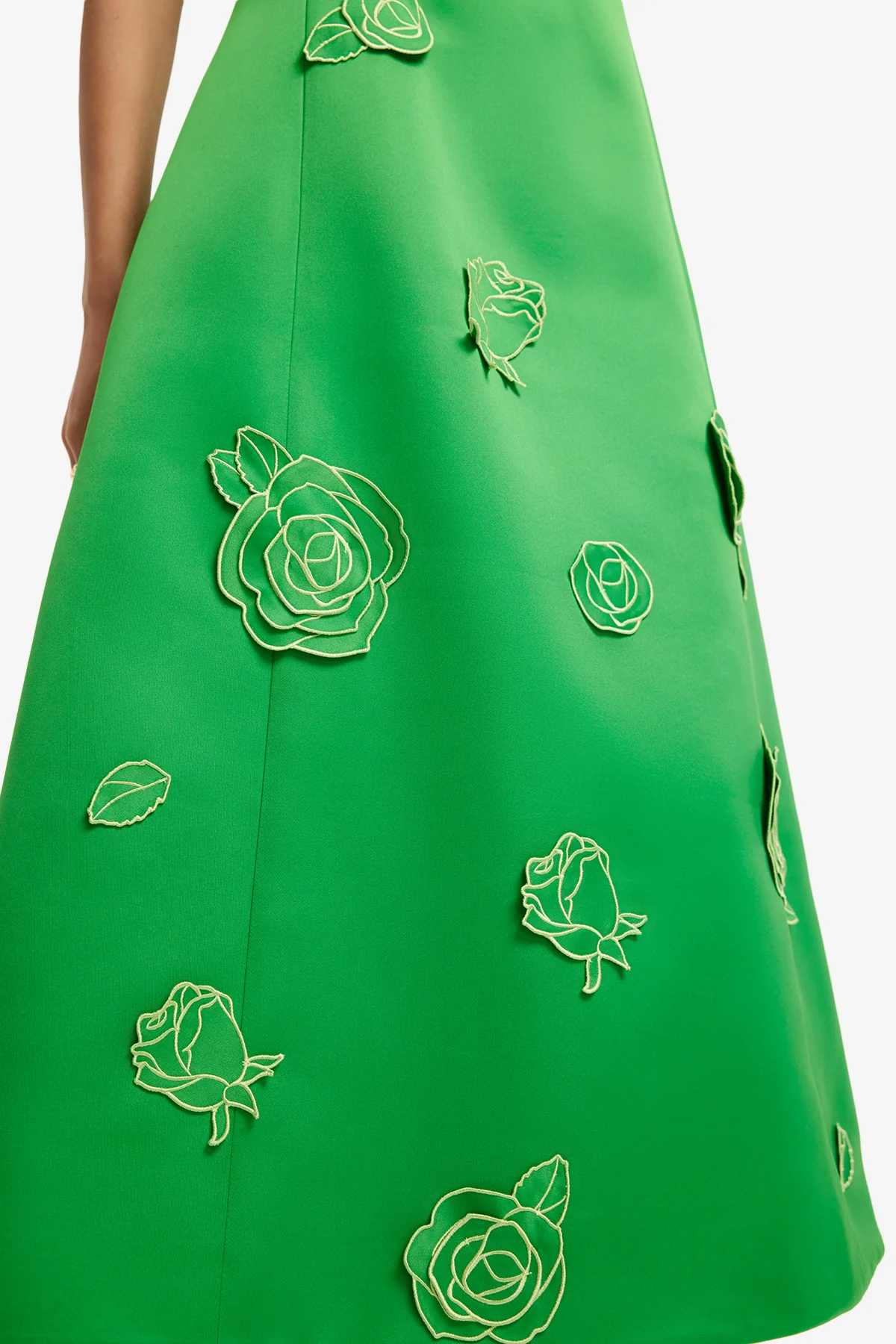 10709-LLSS260101 Cleo-Applique-Sleeveless-Midi-Dress Verdant 057