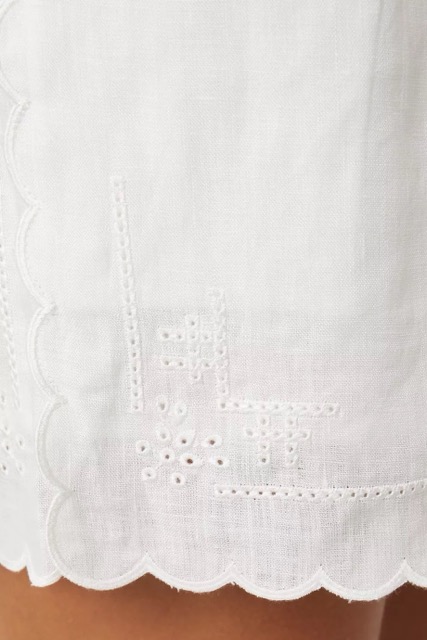 626-217200223 white cu Medium