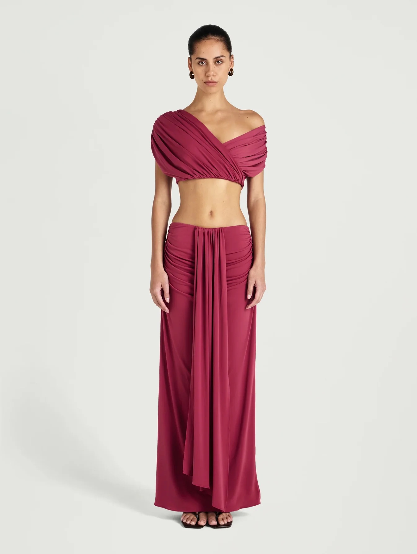6419-BEN734-CeliaTop-RoseWine BEN735-CeliaMaxiSkirt-RoseWine-03 c7d12c40-0324-4c6c-8f62-5c792c1dd95b