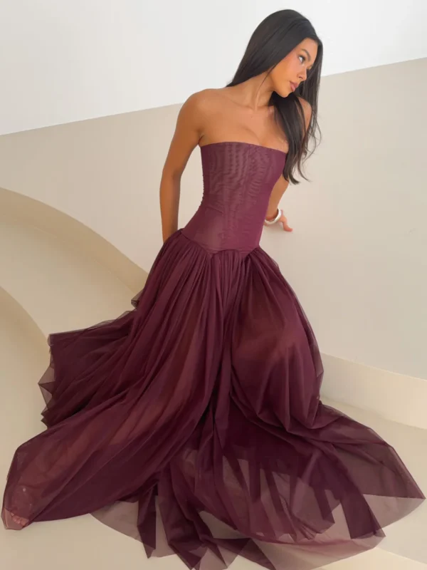 9493-white-fox-magic-muse-magic-dress-fig-09.06.202640 1024x1024@2x.progressive