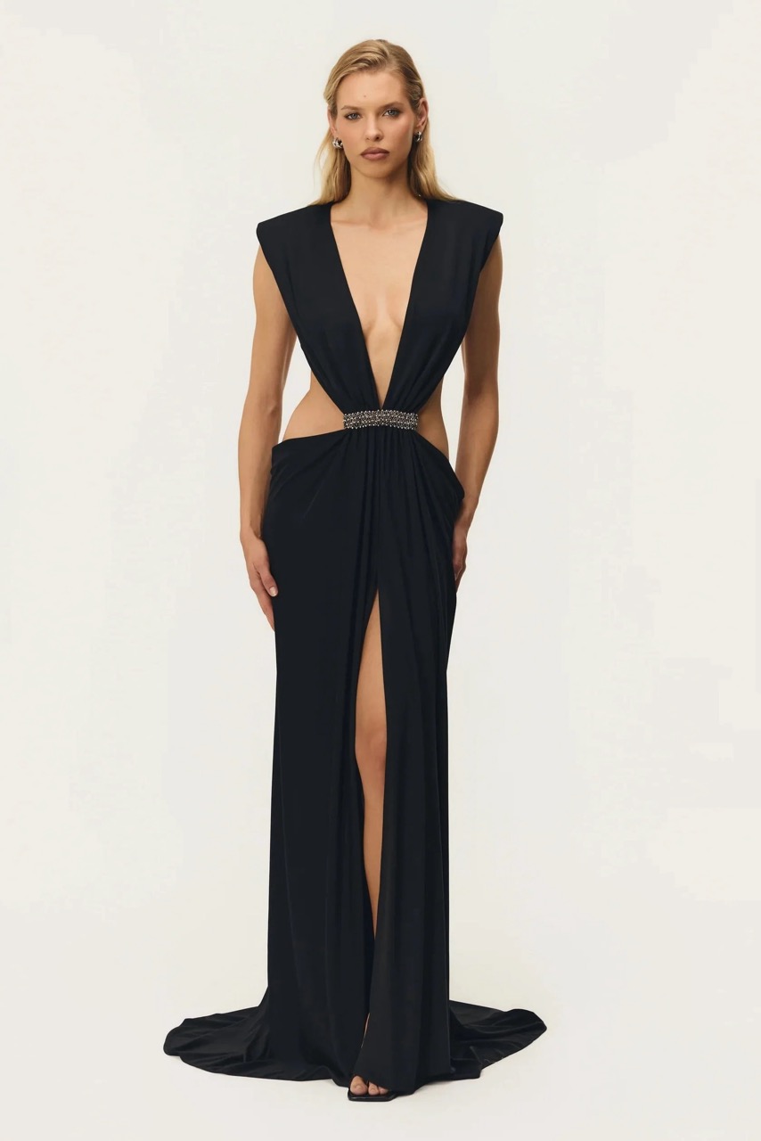 111-5.7-AMARA-BLACK-1 Large