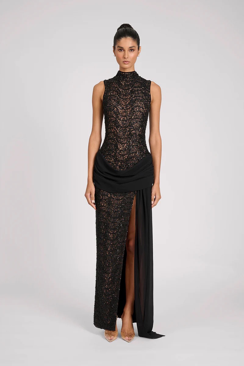 10008-SerinaDressBlackFront